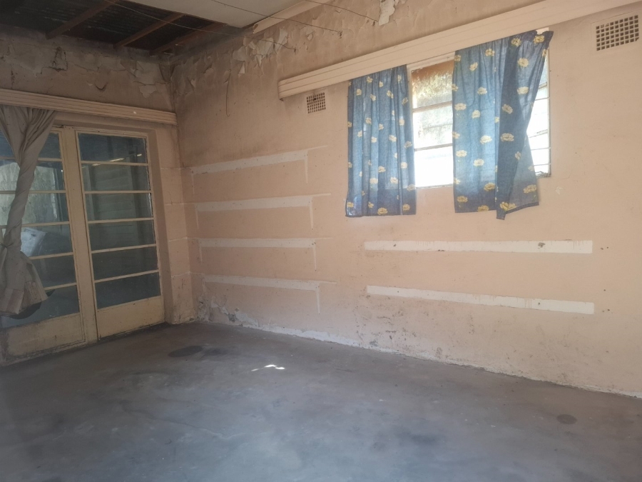 To Let 4 Bedroom Property for Rent in Suidrand Free State